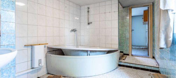 6 rooms Townhouse in Wolfenbuttel, Germany No. 163675 9