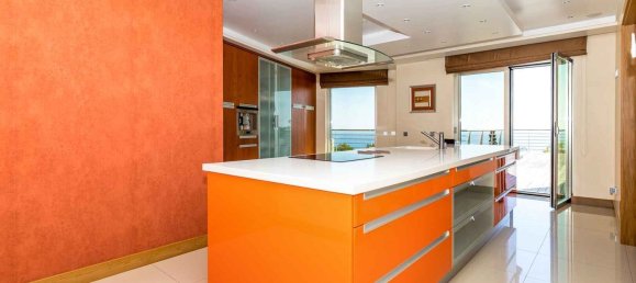 4 bedrooms House in Albufeira, Portugal No. 25679 17