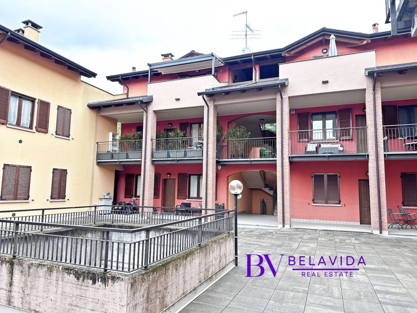 2 bedrooms Apartment in Borgomanero, Italy No. 333537
