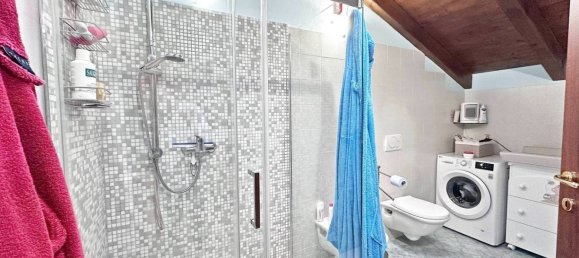 2 bedrooms Apartment in Borgomanero, Italy No. 333537 7