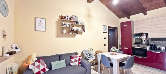 2 bedrooms Apartment in Borgomanero, Italy No. 333537 5