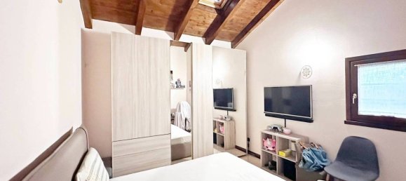 2 bedrooms Apartment in Borgomanero, Italy No. 333537 6