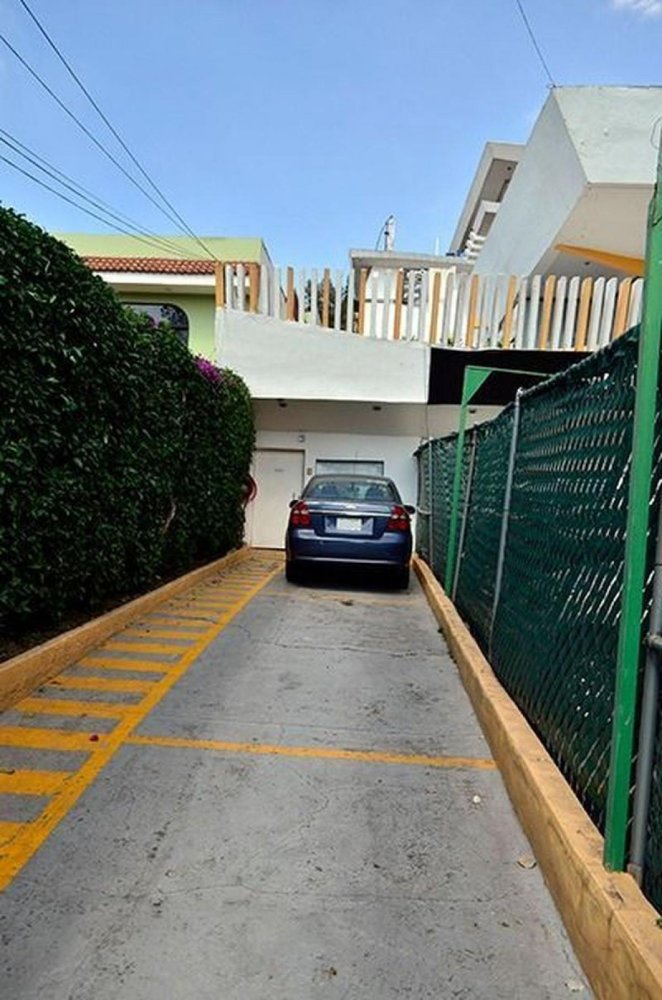 12 bedrooms House in Tlalnepantla, Mexico No. 222666