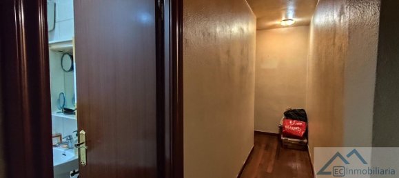 Apartamento de 4 dormitorios en Santander, Spain No. 145976 12