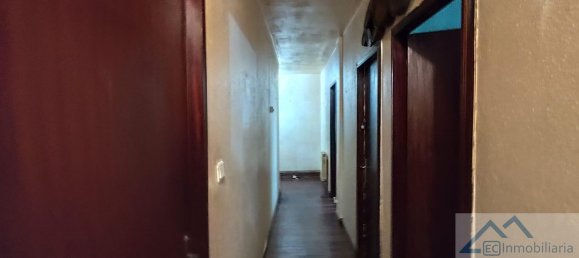 Apartamento de 4 dormitorios en Santander, Spain No. 145976 11