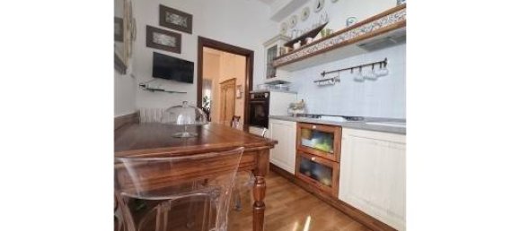 2 bedrooms Apartment in Florence, Italy No. 375680 5
