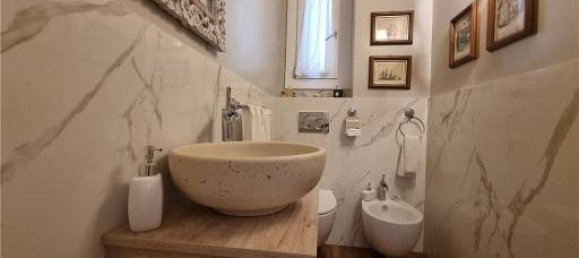 2 bedrooms Apartment in Florence, Italy No. 375680 25