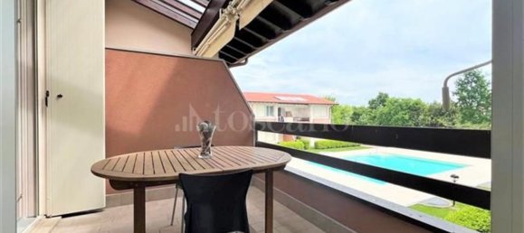 3 Schlafzimmer Wohnung in Sirmione, Italy, Nr. 365336 9