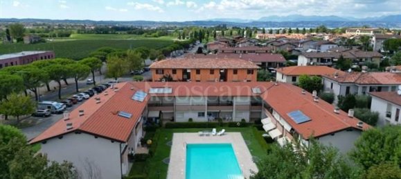 3 Schlafzimmer Wohnung in Sirmione, Italy, Nr. 365336 26