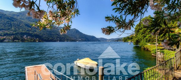 2 bedrooms Apartment in Carate Urio, Italy No. 175615 3