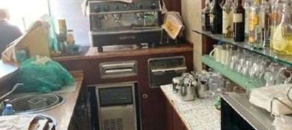 Imóvel comercial de 2 divisões em Carpi, Italy N.º 128163 2