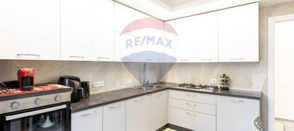 5 bedrooms House in Fidenza, Italy No. 352666 23