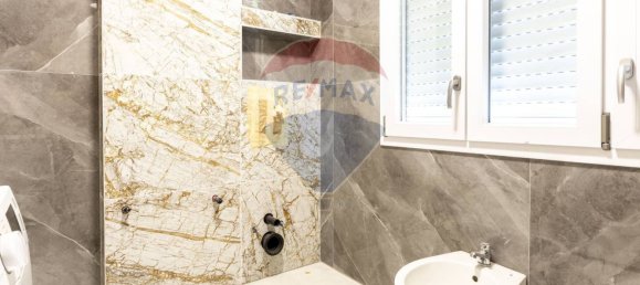 5 bedrooms House in Fidenza, Italy No. 352666 11