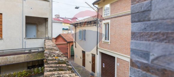 5 bedrooms House in Fidenza, Italy No. 352666 4