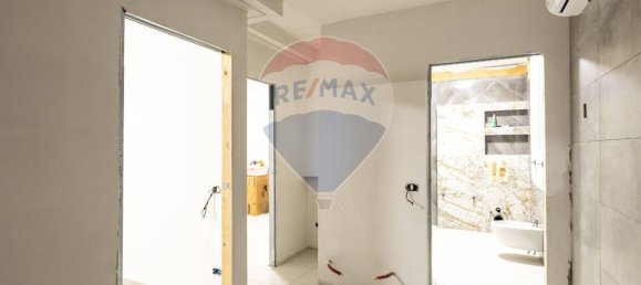 5 bedrooms House in Fidenza, Italy No. 352666 9