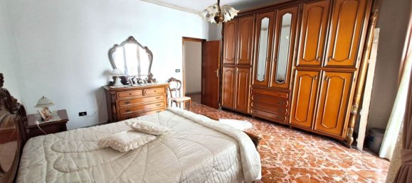 Apartamento de 4 divisões em Triggiano, Italy N.º 179823 39