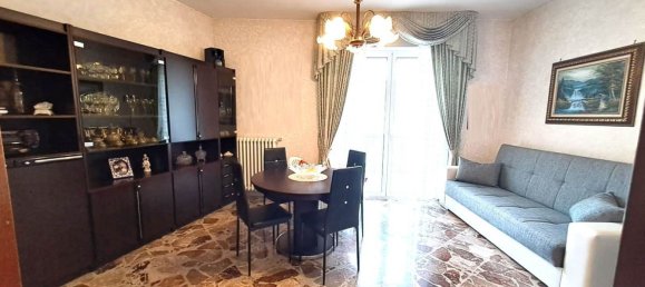 Apartamento de 4 divisões em Triggiano, Italy N.º 179823 8