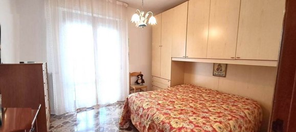 Apartamento de 4 divisões em Triggiano, Italy N.º 179823 43