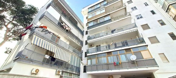 Apartamento de 4 divisões em Triggiano, Italy N.º 179823 111