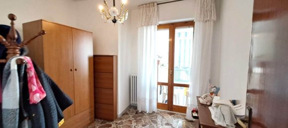 Apartamento de 4 divisões em Triggiano, Italy N.º 179823 49