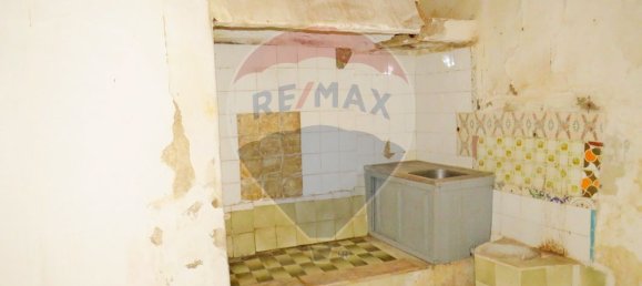 Дом с 2 спальнями в Aljubarrota, Португалия № 184497 6