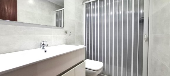 Apartamento de 3 dormitorios en Alicante, Spain No. 139345 15