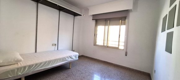 Apartamento de 3 dormitorios en Alicante, Spain No. 139345 10