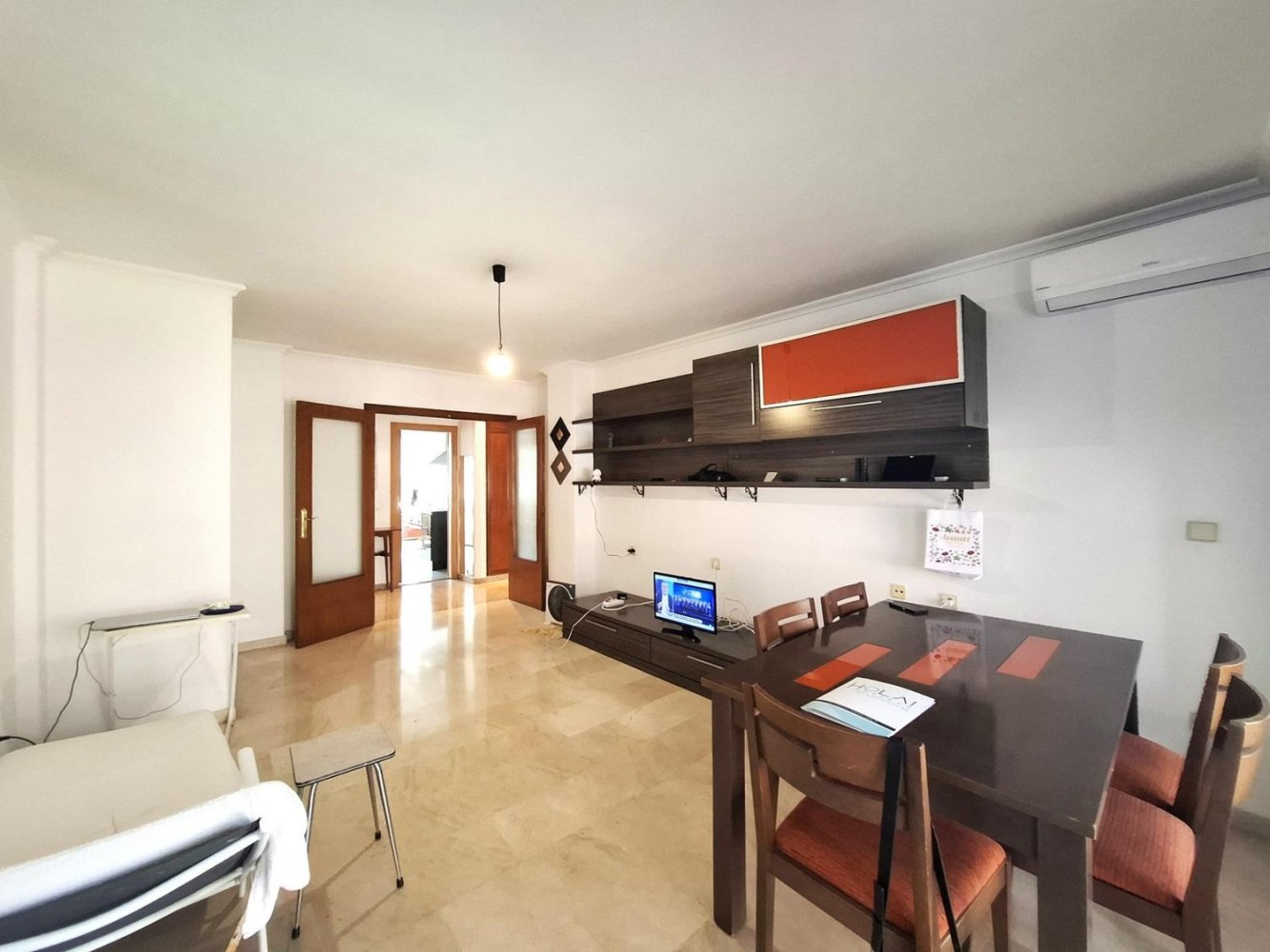 Apartamento de 3 dormitorios en Alicante, Spain No. 139345