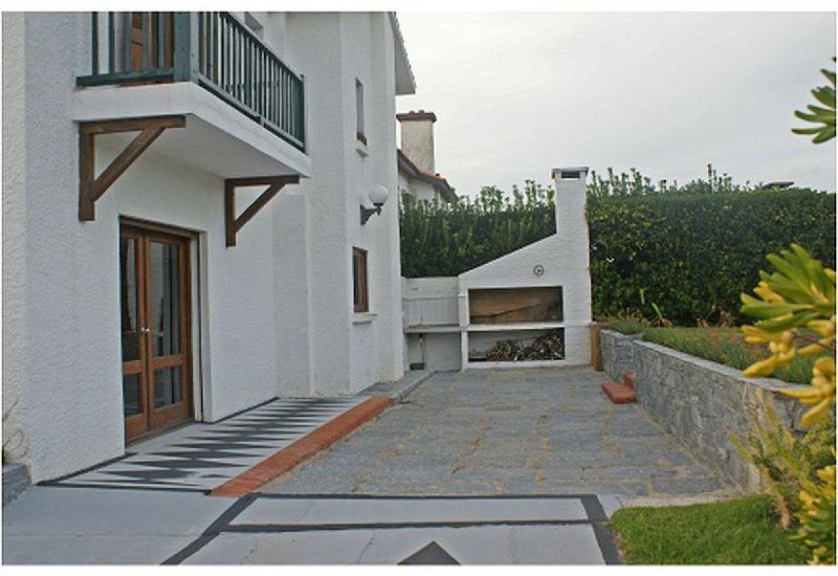 5 bedrooms House in Maldonado, Uruguay No. 4736