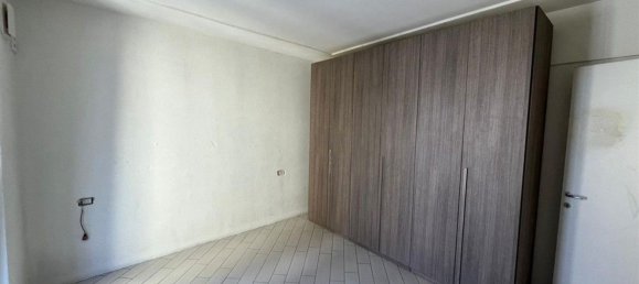 3 Schlafzimmer Wohnung in Meda, Italy, Nr. 361143 17