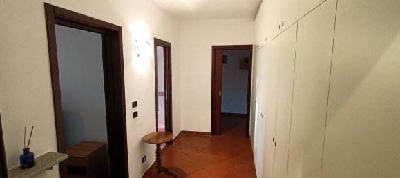 Casa de 8 divisões em Saluzzo, Italy N.º 40222 10