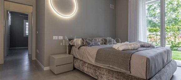 3 rooms Villa in Padenghe sul Garda, Italy No. 16286 35