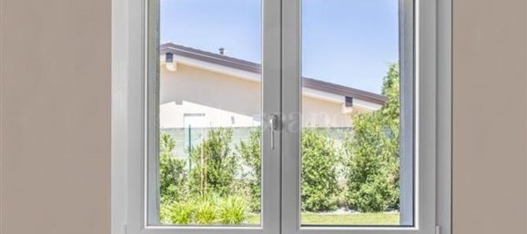 3 rooms Villa in Padenghe sul Garda, Italy No. 16286 10