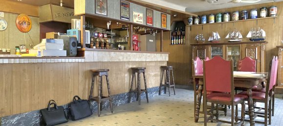 Casa de 4 dormitorios en Saint-Hilaire-de-Court, France No. 90644 3