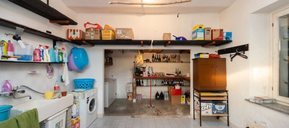 4 rooms House in Castello di Brianza, Italy No. 3888 29