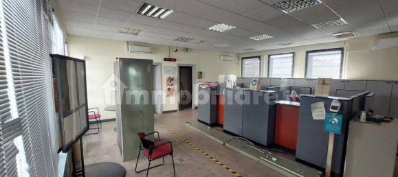 Imóvel comercial em Parona, Italy 130 m² N.º 312348 11