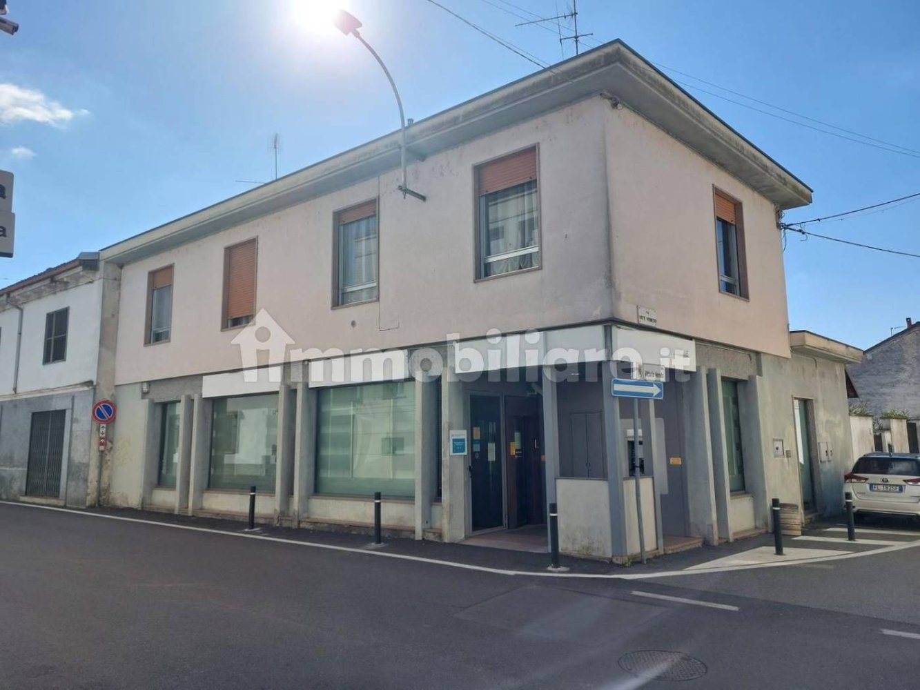 Imóvel comercial em Parona, Italy 130 m² N.º 312348