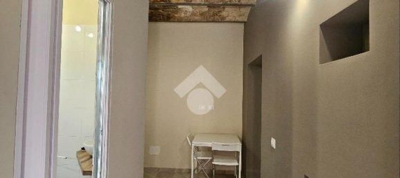 Квартира с 2 комнатами в Фьюджи, Италия № 201787 31