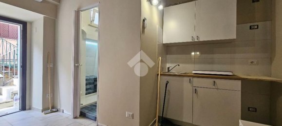 Квартира с 2 комнатами в Фьюджи, Италия № 201787 7