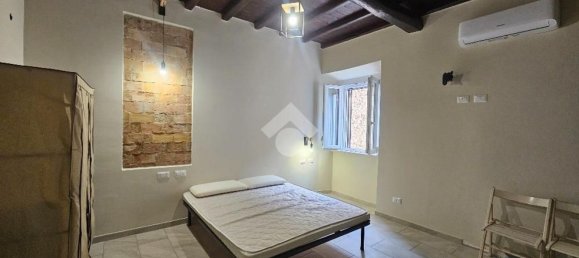 Квартира с 2 комнатами в Фьюджи, Италия № 201787 35