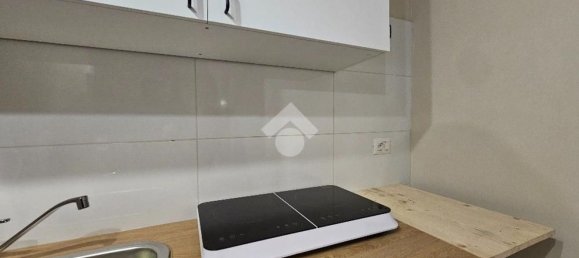 Квартира с 2 комнатами в Фьюджи, Италия № 201787 11