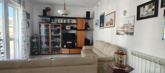 5 bedrooms House in Porto Viro, Italy No. 331907 2