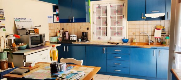 4 bedrooms House in Dordogne, France No. 205600 8