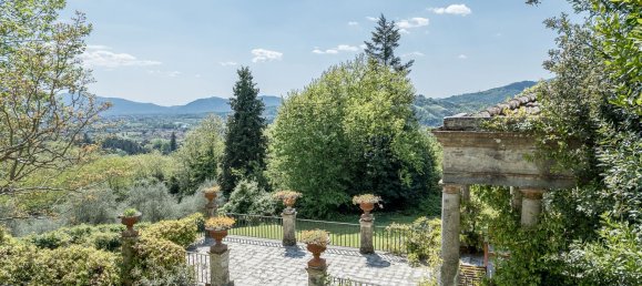 19 rooms Villa in Lucca, Italy No. 135447 4
