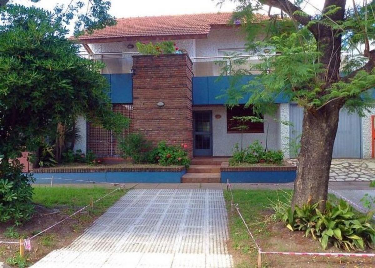 3 Schlafzimmer Haus in Moron, Argentina, Nr. 18722