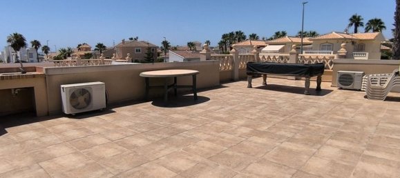 Villa de 5 dormitorios en Ciudad Quesada, Spain No. 188288 13