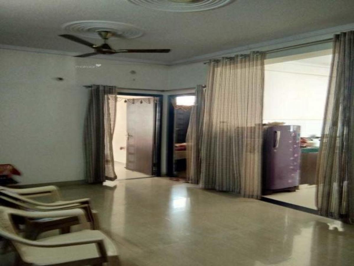 2 bedrooms House in Noida, India No. 5445