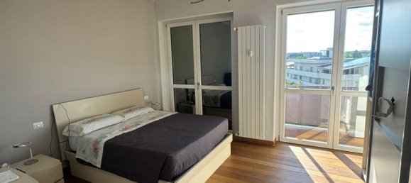 Apartamento de 4 dormitorios en Bovisio Masciago, Italy No. 364642 14