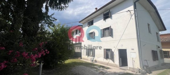Villa de 4 dormitorios en Udine, Italy No. 262572 17