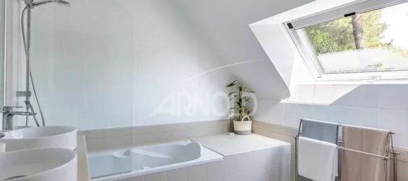 4 bedrooms House in Vannes, France No. 192791 32